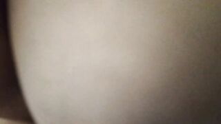 Dai amore bagnami il cazzo con una bella squirtata