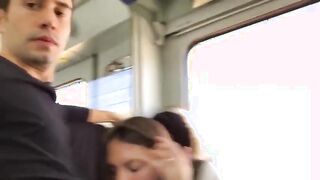 Pompino in treno fidanzata