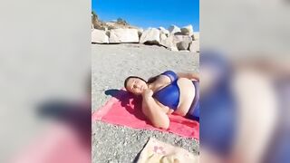 Al mare cercando sconosciuti da spompinare