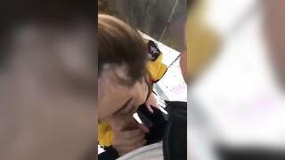 Pompino fidanzata diciottenne sulla neve