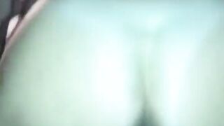 Il cornuto riprende mentre il bull la scopa