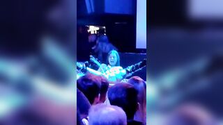 Show dal vivo Martina Smeraldi Squirting