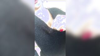 Flash tette e capezzolo ragazza italiana troia