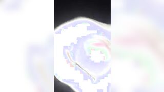 Pompino e sega fidanzata sborrata in faccia