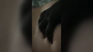 Amico di colore mi scopa il culetto vergine