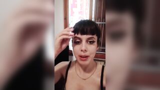 Ci piace sia il cazzo che la fica e facciamo cose molto pese - Troiette bisex italian