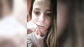 Ho una fessona da due o tre chili però vi giuro che è stretta - Napoletana tettona