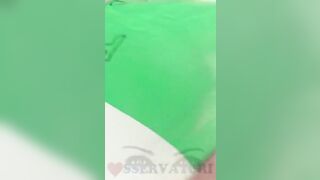 Moglie italiana festeggia la vittoria dell'Italia