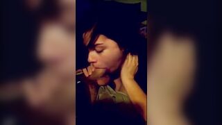 Pompino morettina tettona che ingoia lo sperma