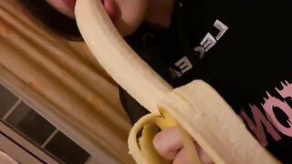 Le piace spompare la banana