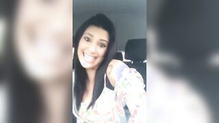 Secondo te lo devo prendere in culo si o no? (che dite?)