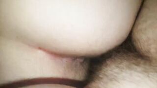 Moglie cavalcata a pecorina e tirata per i capelli