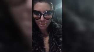 Ti avviso se si avvicina un camionista sono cosi eccitata che lo scopo