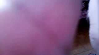 Mi hai fatto andare la sborra di traverso (Pompino con sborrata in bocca)