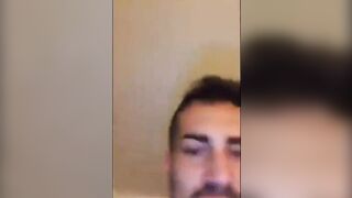 Oh lasciami il cazzo...staccati