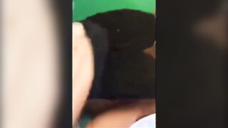 Oh lasciami il cazzo...staccati