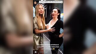 Taylor Mega palpa le tettone di una maggiorata prima della diretta