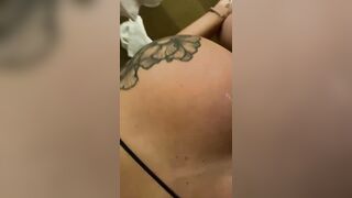 Bocchino e bella inculata fidanzata tettona