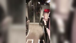 Beccati dal controllore - Nel treno non si fanno i pompini ragazzi