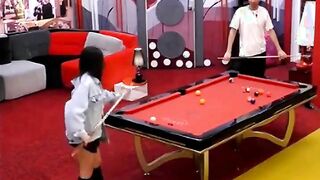 I colpi di biliardo della divina Nicole Murgia