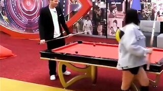 I colpi di biliardo della divina Nicole Murgia