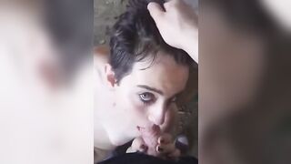 Non è difficile metterglielo nella fica dai - Trio zoccola italiana diciottenne