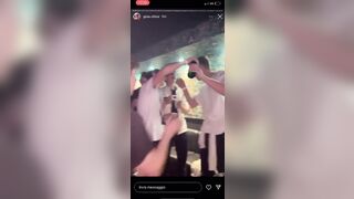 Zoccoletta italiana fica in discoteca