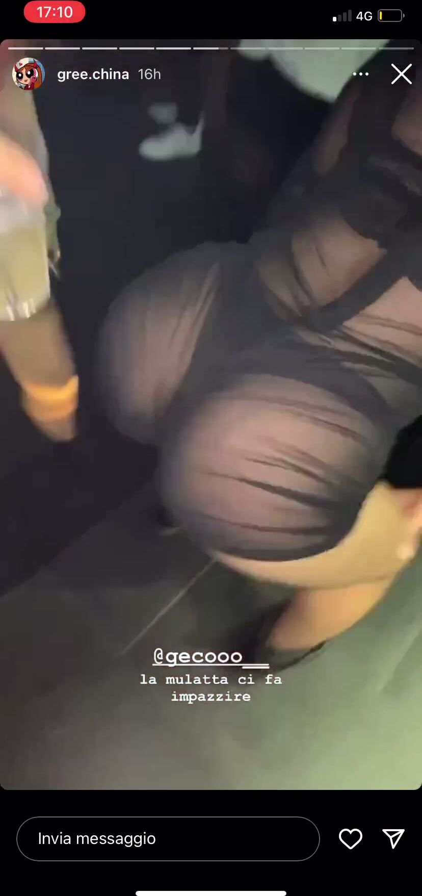 Zoccoletta italiana fica in discoteca
