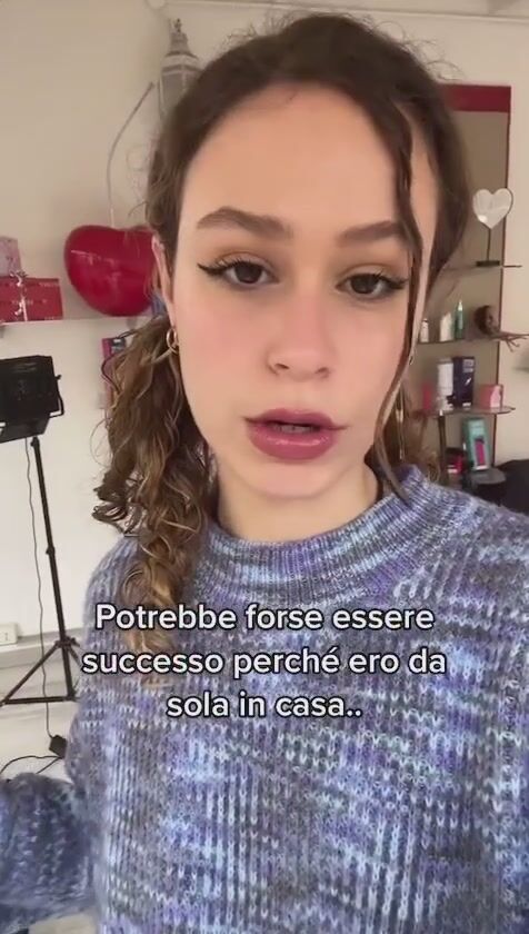 Sono venuta toccandomi il clitoride