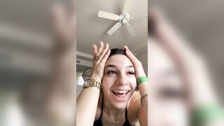 Trasparente e senza mutandine che dite?