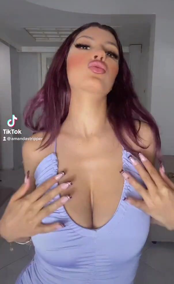 Morettina italiana tettona Tiktok