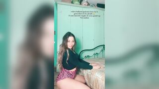 Teen con bel culo twerka