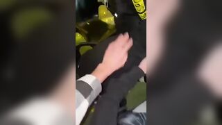 Ragazza ubriaca fa la troia con amici