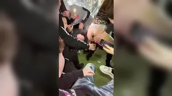 Video porno ragazza ubriaca Gratis su Itpornit