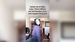 Ragazza romana tettona