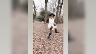 SIccome va di moda andare in giro desnuda lo faccio anche io Naike Rivelli