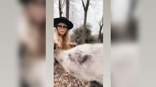 SIccome va di moda andare in giro desnuda lo faccio anche io Naike Rivelli