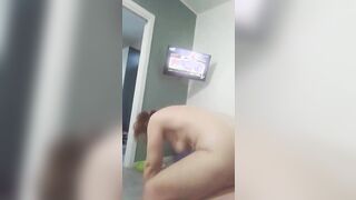 Guardiamo la tv e scopiamo