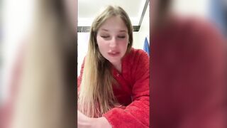 Studentessa cacciata dal liceo perchè ha Onlyfans