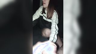 Scopata 18 enne italiana con occhiali in auto