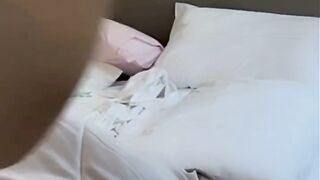 Strip tette e lato b ragazza italiana OF