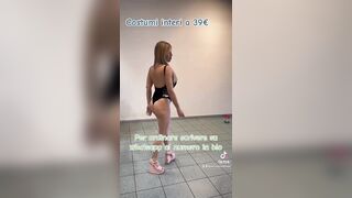 Emanuela Botto prova costume TikTok