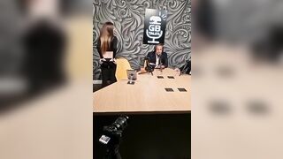 Asia Gianese culo in diretta radio