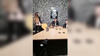 Asia Gianese culo in diretta radio