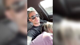 Marika Milani lo spompina in macchina