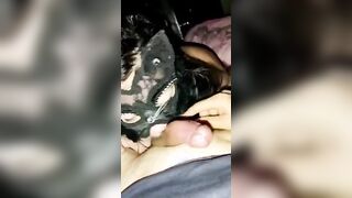 Pompino Milf italiana con mascherina