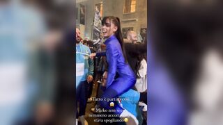 Emy Buono napoletana strip in strada scudetto