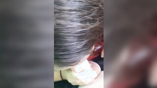 Diciottenne lo succhia al suo ragazzo