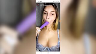 Ragazza italiana diciotto anni live onlyfans