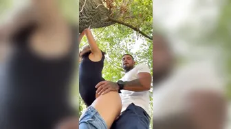 Ex tronista Uomini e Donna scopa diciottenne al parco